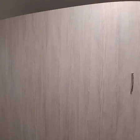 شقة Garsoniera Langa Mare *