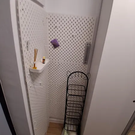 Garsoniera Langa Mare *