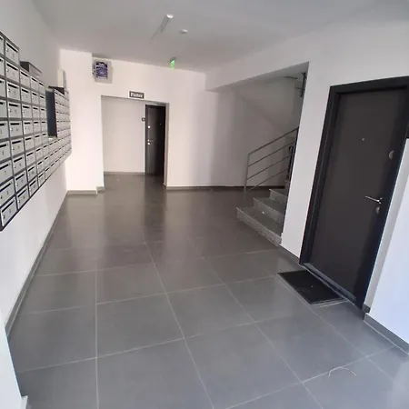 Apartment Garsoniera Langa Mare Constanta